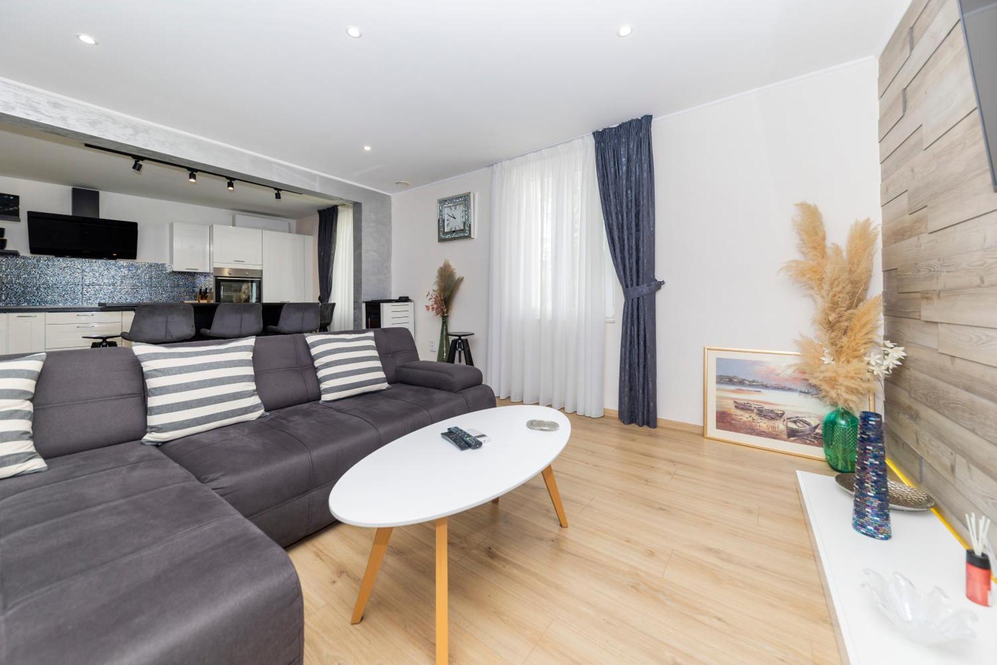 Nikky 2Br Apt. In Old Town Centre Zadar Exteriör bild
